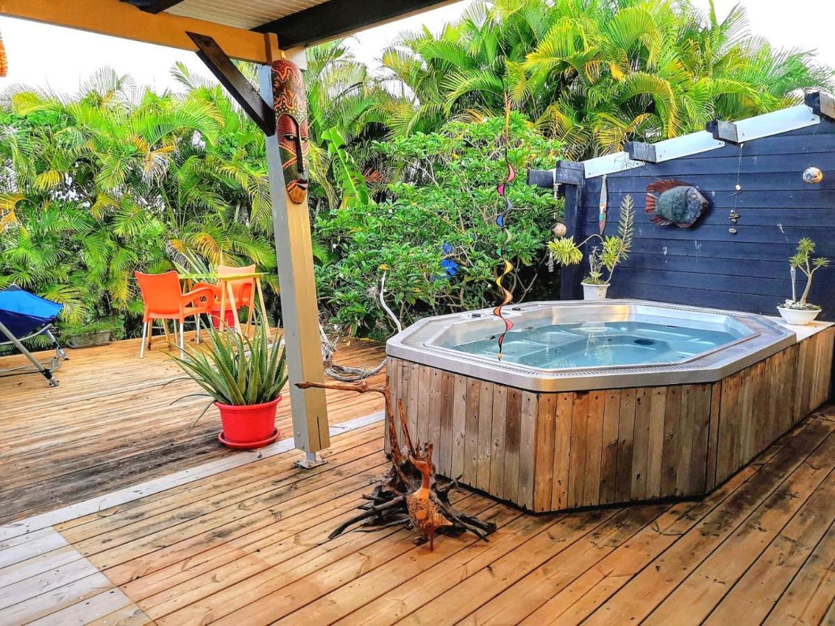 Bungalow La Perle - Jacuzzi - Piscine Saint-Francois  Zewnętrze zdjęcie