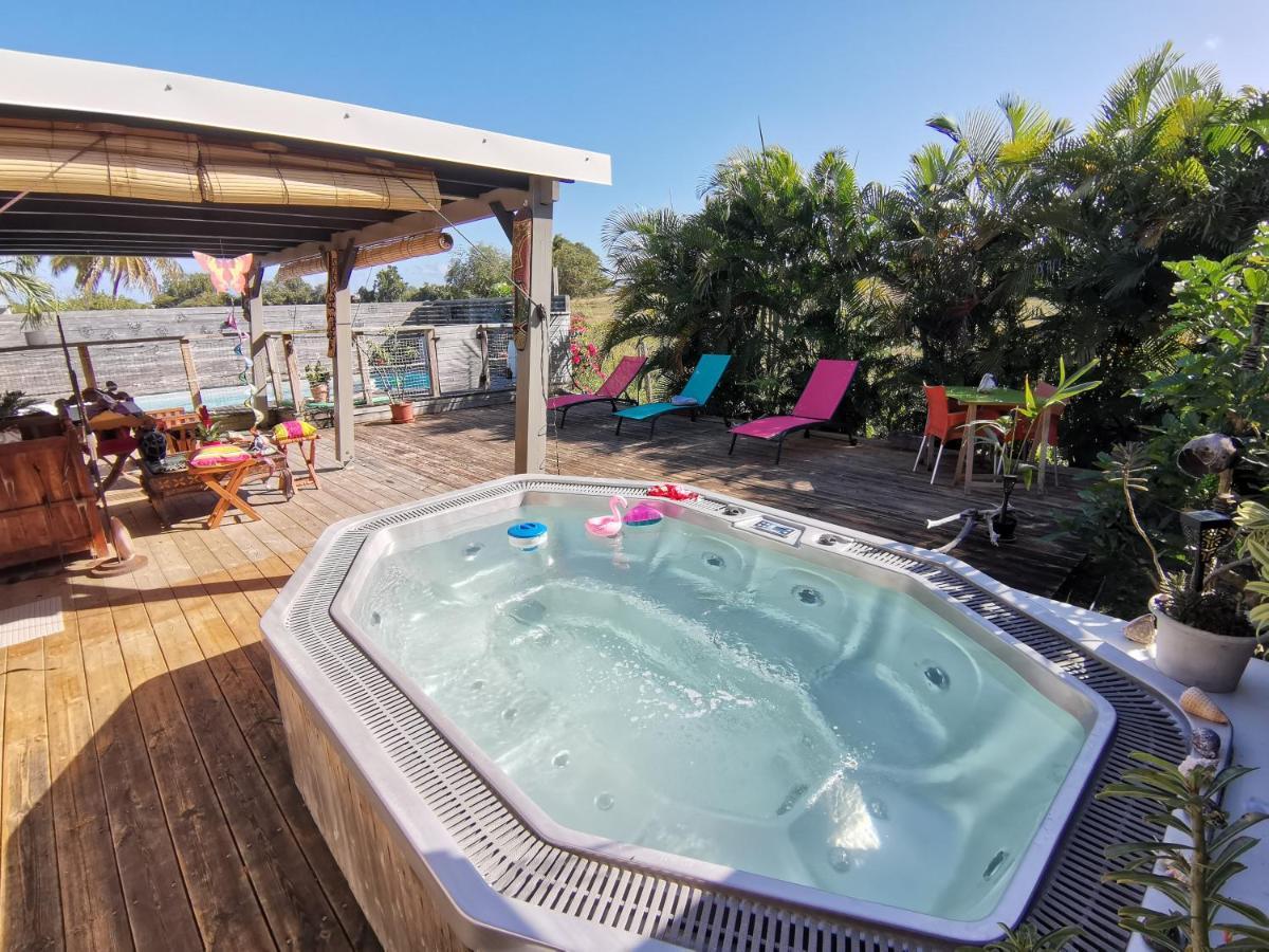 Apartament Bungalow La Perle - Jacuzzi - Piscine Saint-Francois  Zewnętrze zdjęcie