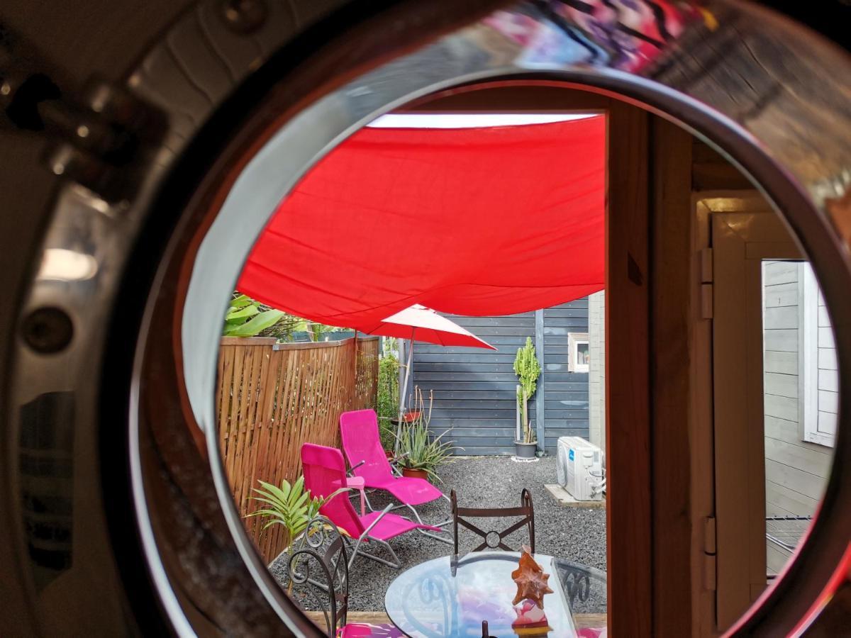 Bungalow La Perle - Jacuzzi - Piscine Saint-Francois  Zewnętrze zdjęcie