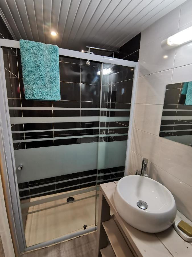 Bungalow La Perle - Jacuzzi - Piscine Saint-Francois  Zewnętrze zdjęcie